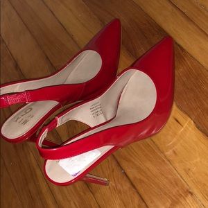 Red closed toe heals